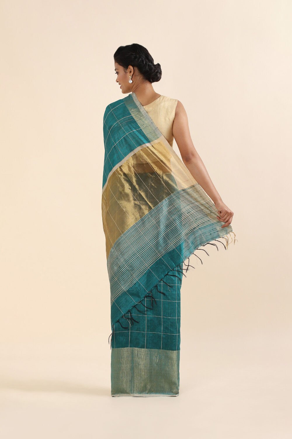 Dark Green Pure Tussar Silk Bhagalpuri Saree image number null