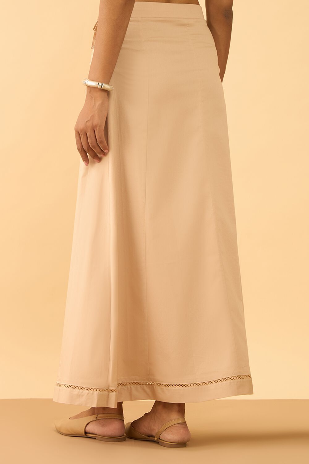 Beige Woven Cotton Lycra Inskirt image number null