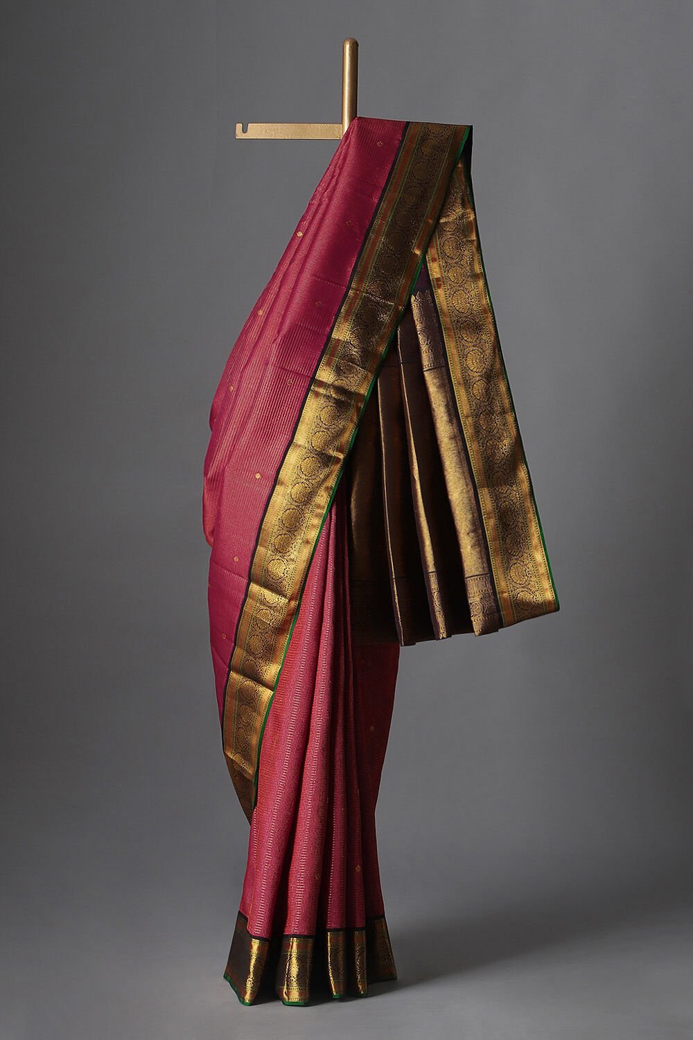 Dark Pink Pure Silk Kanjivaram Saree image number null