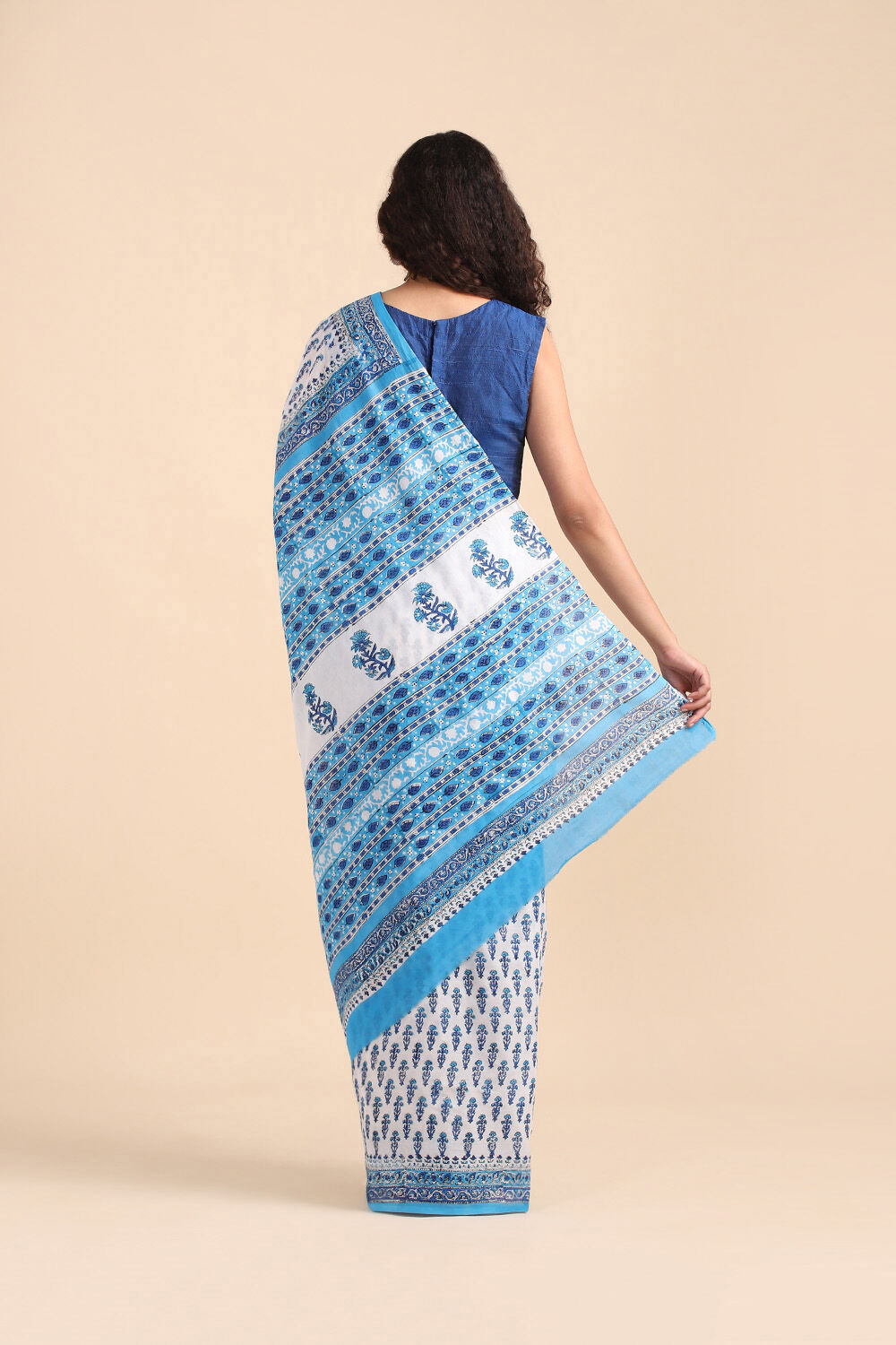 White Pure Cotton Sanganeri Printed Saree image number null