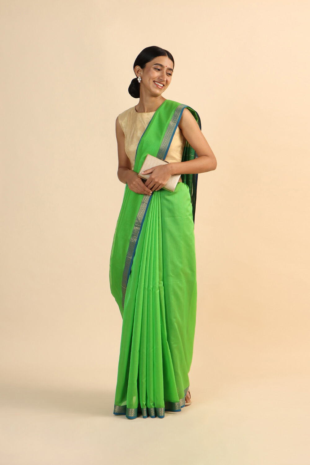 Green Pure Silk Cotton Maheshwari Saree image number null