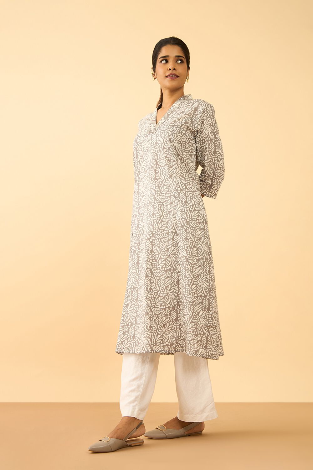 Grey Screen Printed Pure Cotton Kurta image number null