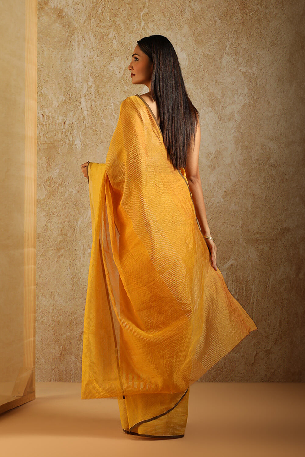 Yellow Woven Pure Silk Cotton Maheshwari Saree image number null