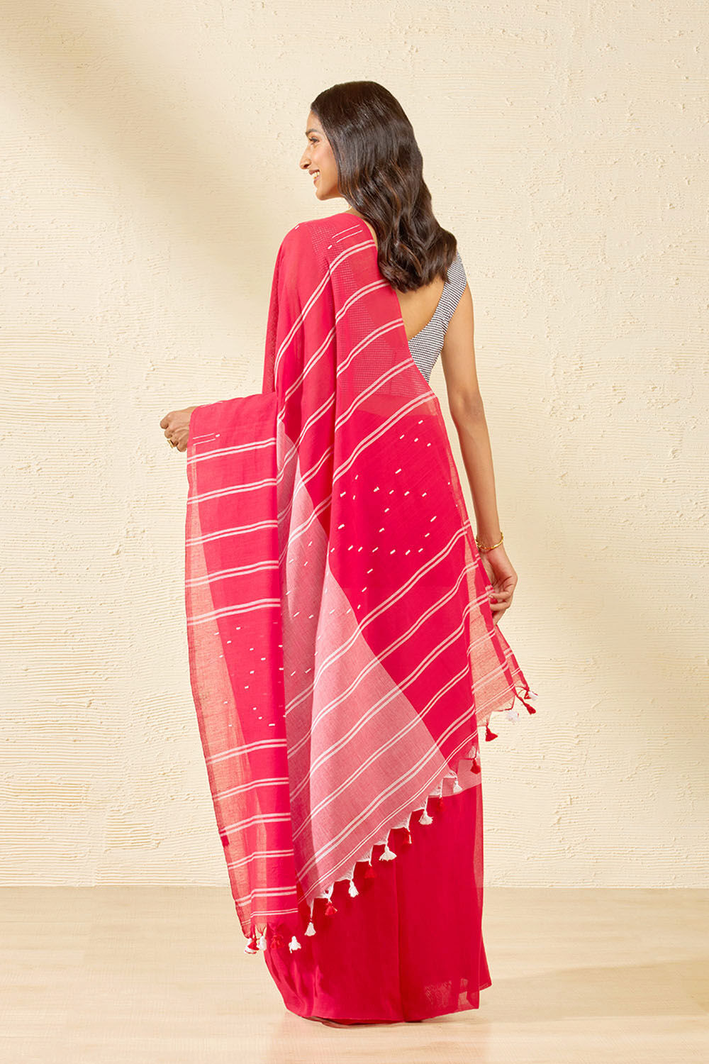 Red Bengal Pure Cotton Jamdani Saree image number null