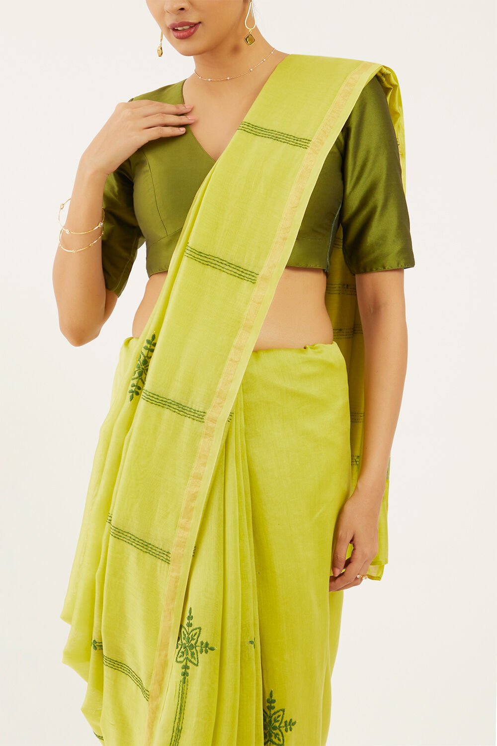 Green Pure Silk Cotton Chikankari Embroidery Saree image number null