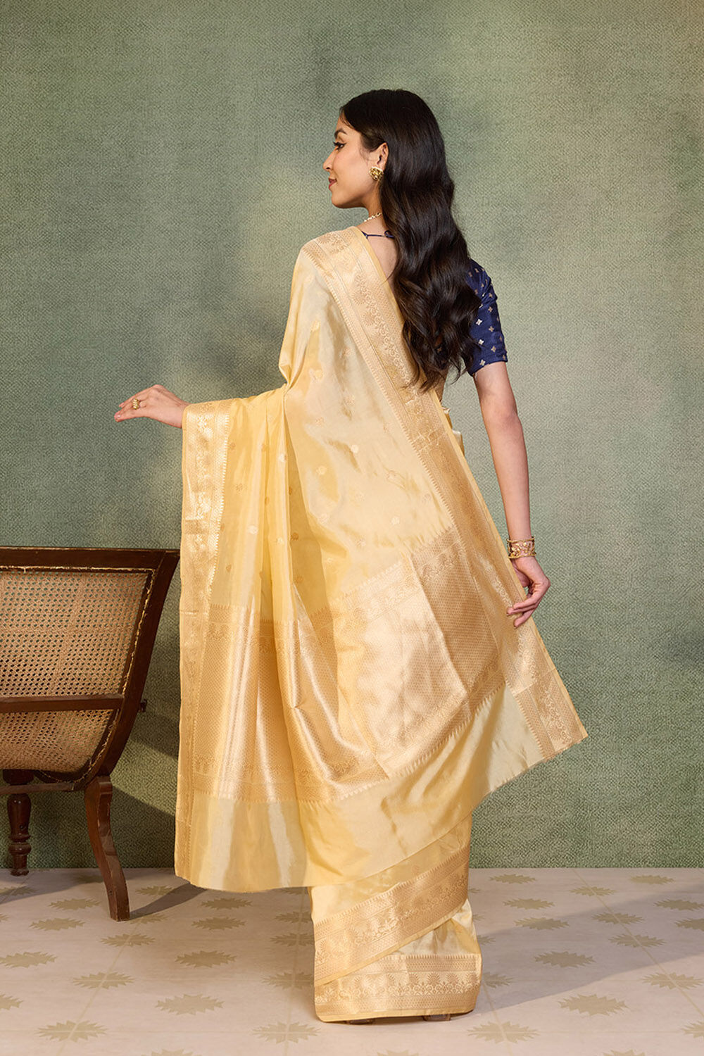 Beige Banarasi Inspired Design Silk Viscose Kadwa Saree image number null