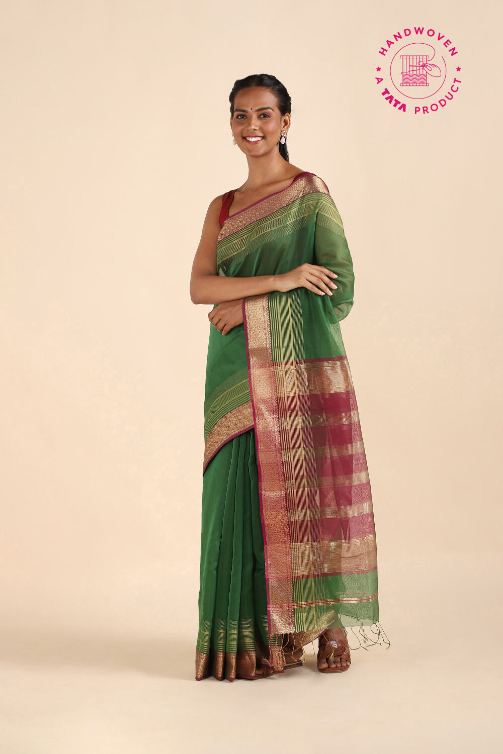 Dark Green Pure Silk Cotton Maheswari Saree image number null