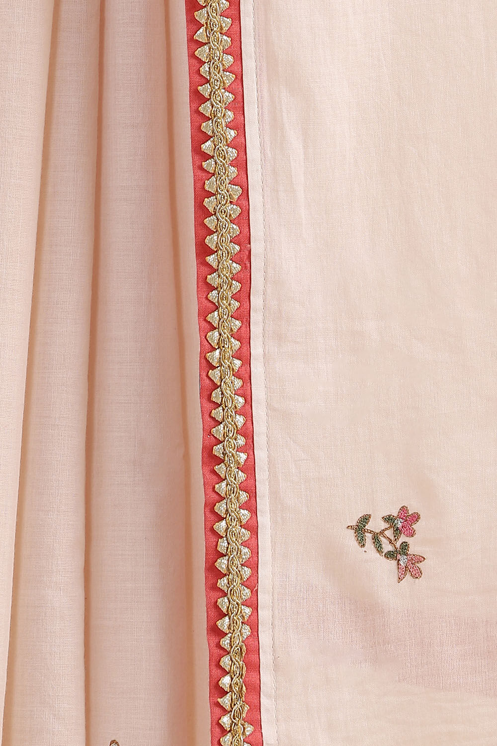 Off White Pure Cotton Embroidered Saree image number null