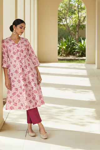Light Pink Pure Cotton Screen Printed Kurta Set image number