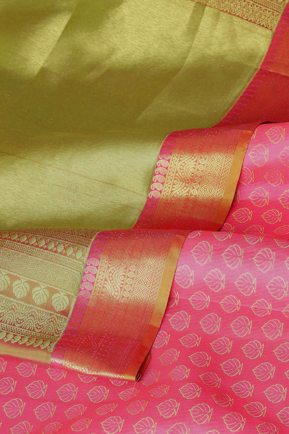 Pink Pure Silk Kanjivaram Saree image number null
