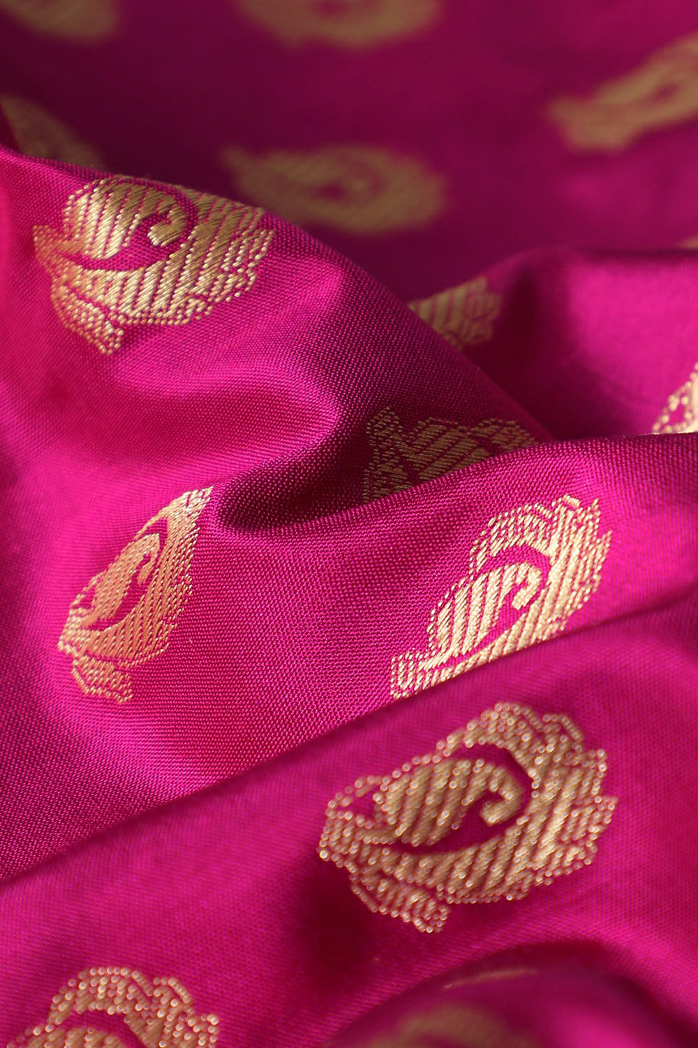 Pink Pure Silk Banarasi Saree image number null