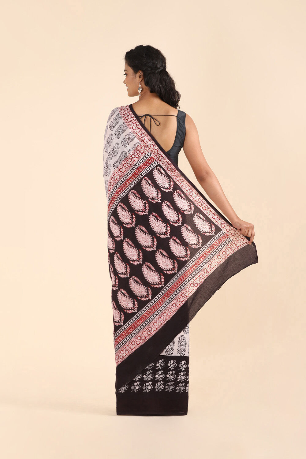 Off Pure White Cotton Bagh Printed image number null