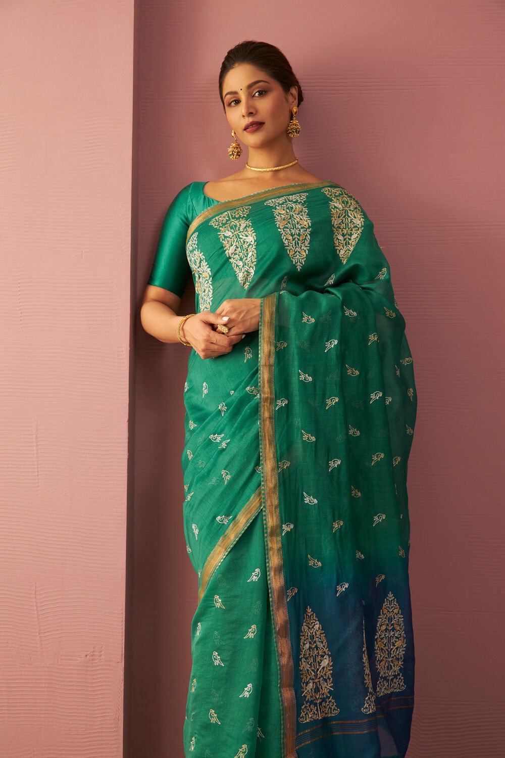 Green Pure Silk Cotton Embroidered Saree image number null