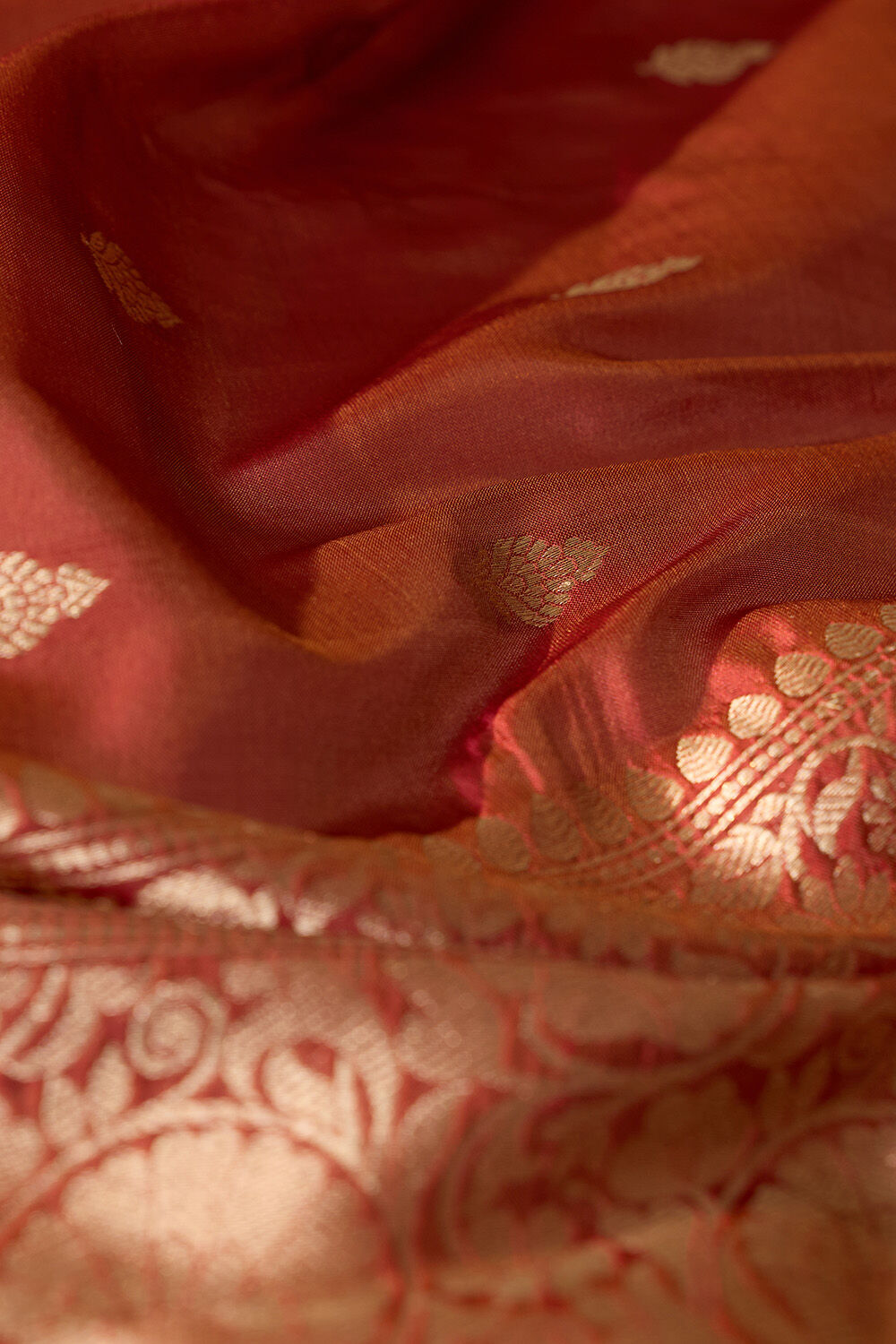 Light Violet Woven Pure Silk Cotton Maheshwari Saree image number null