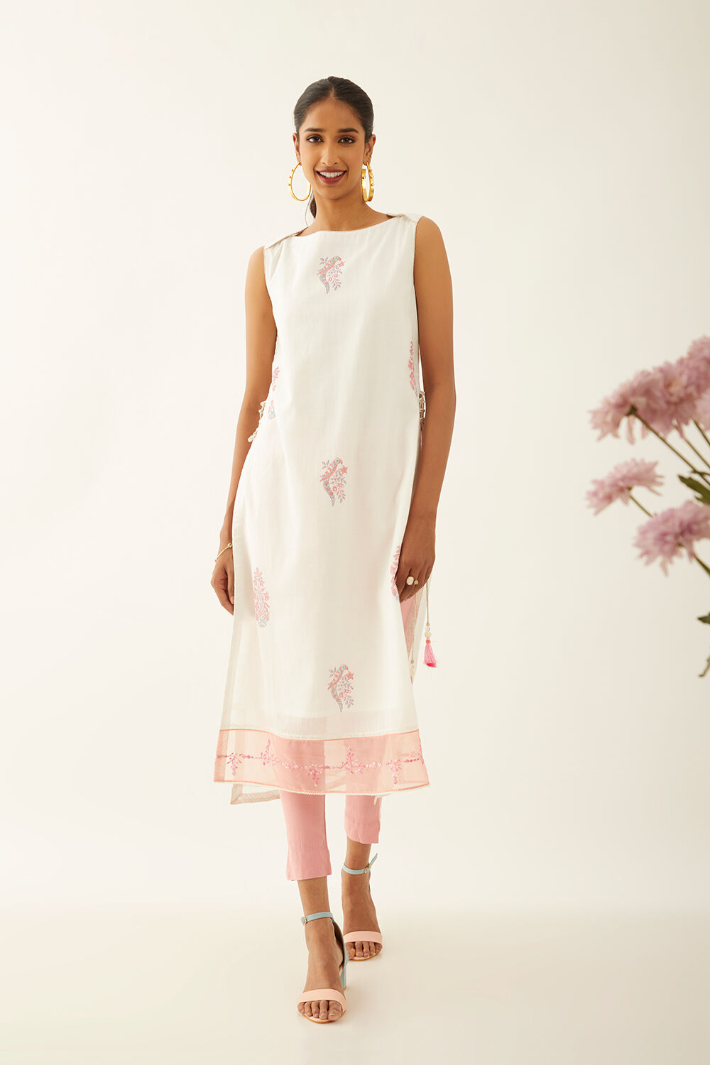 Off White Viscose Block Printed Kurta image number null
