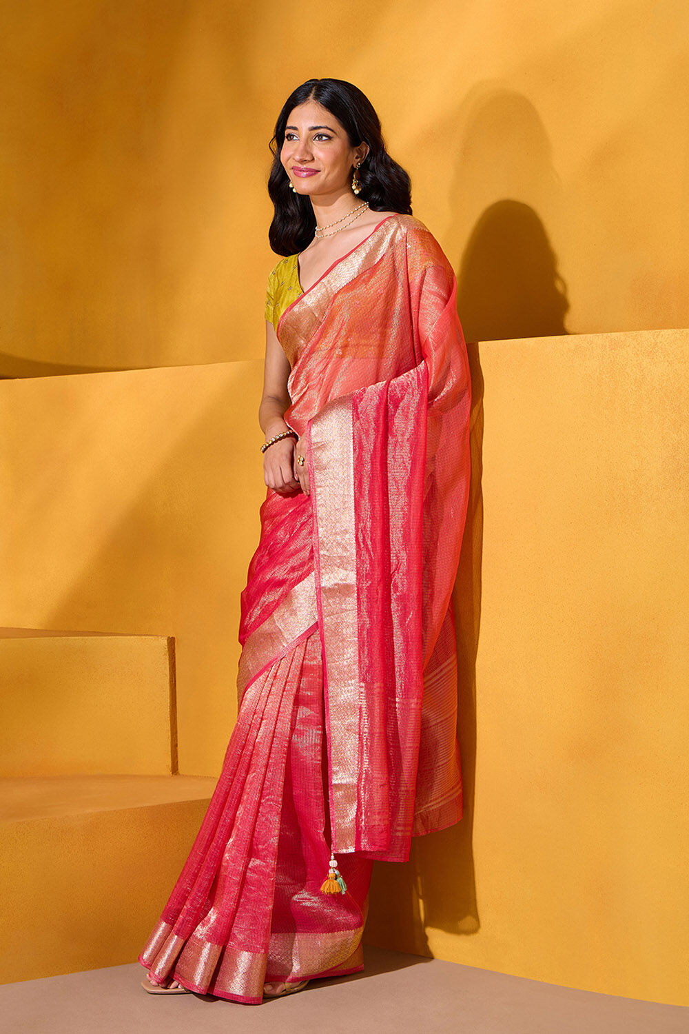 Pink Woven Viscose Tissue Saree image number null