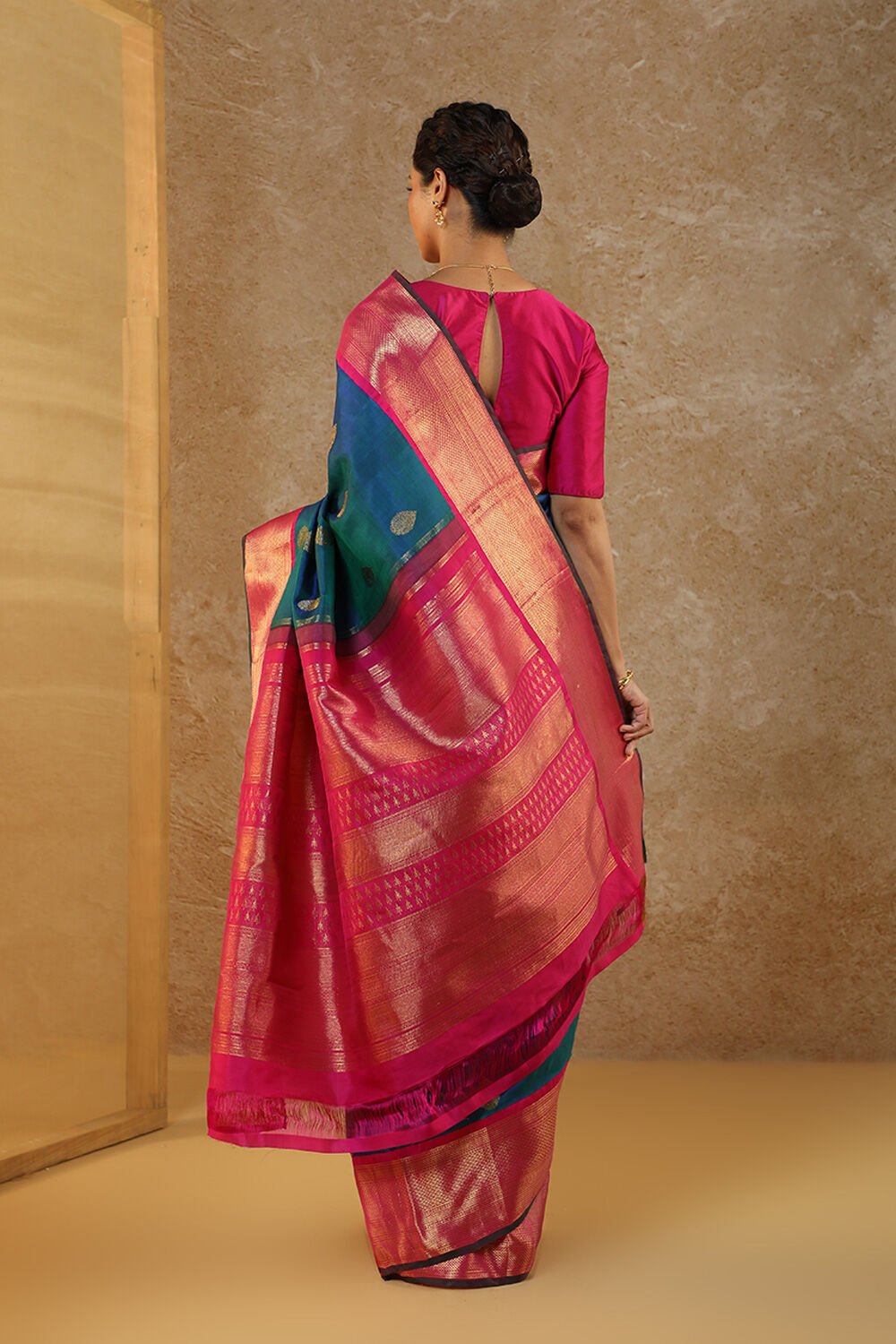 Dark Green Pure Silk Woven Kanjivaram Saree image number null