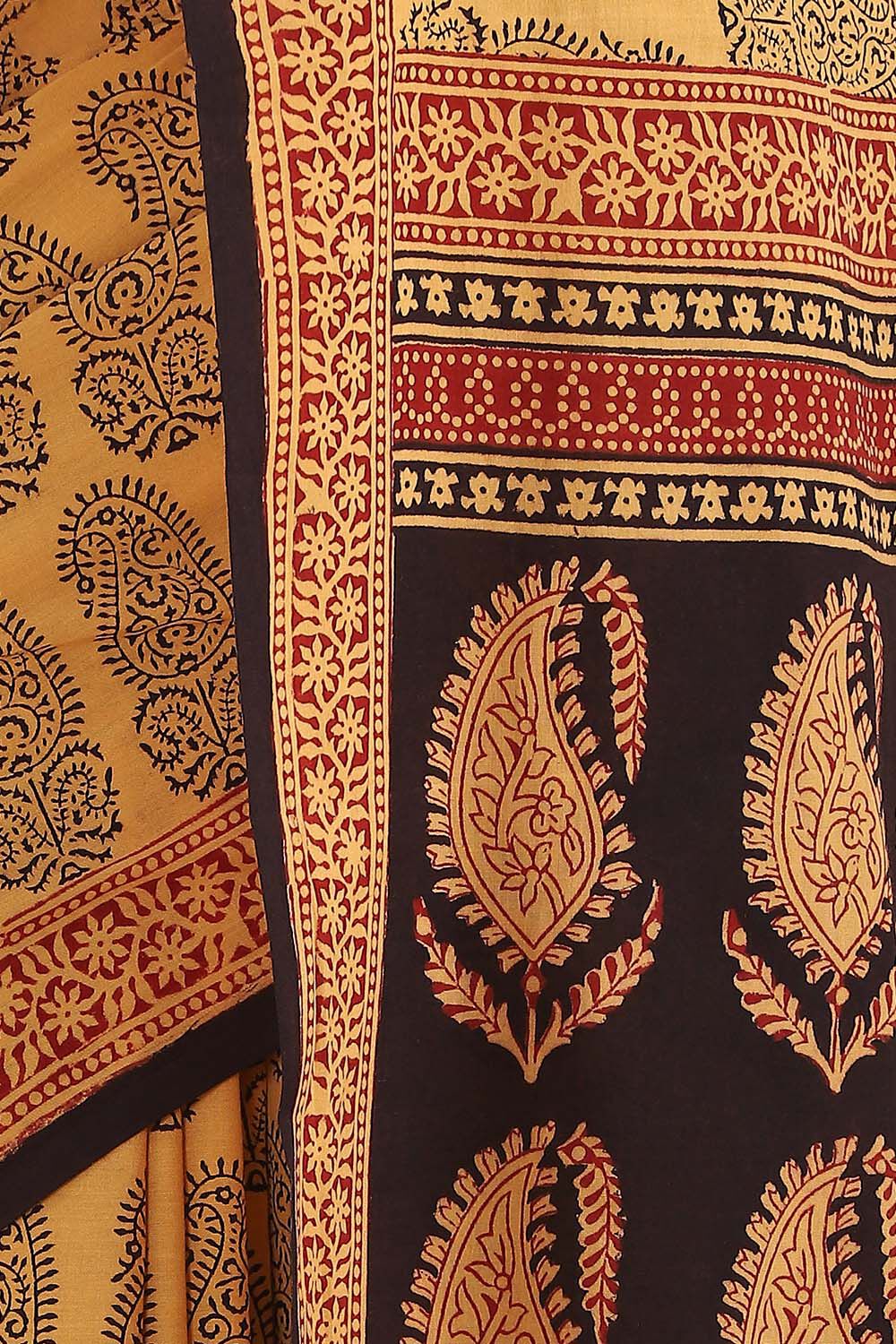 Beige Pure Cotton Bagh Printed Saree image number null