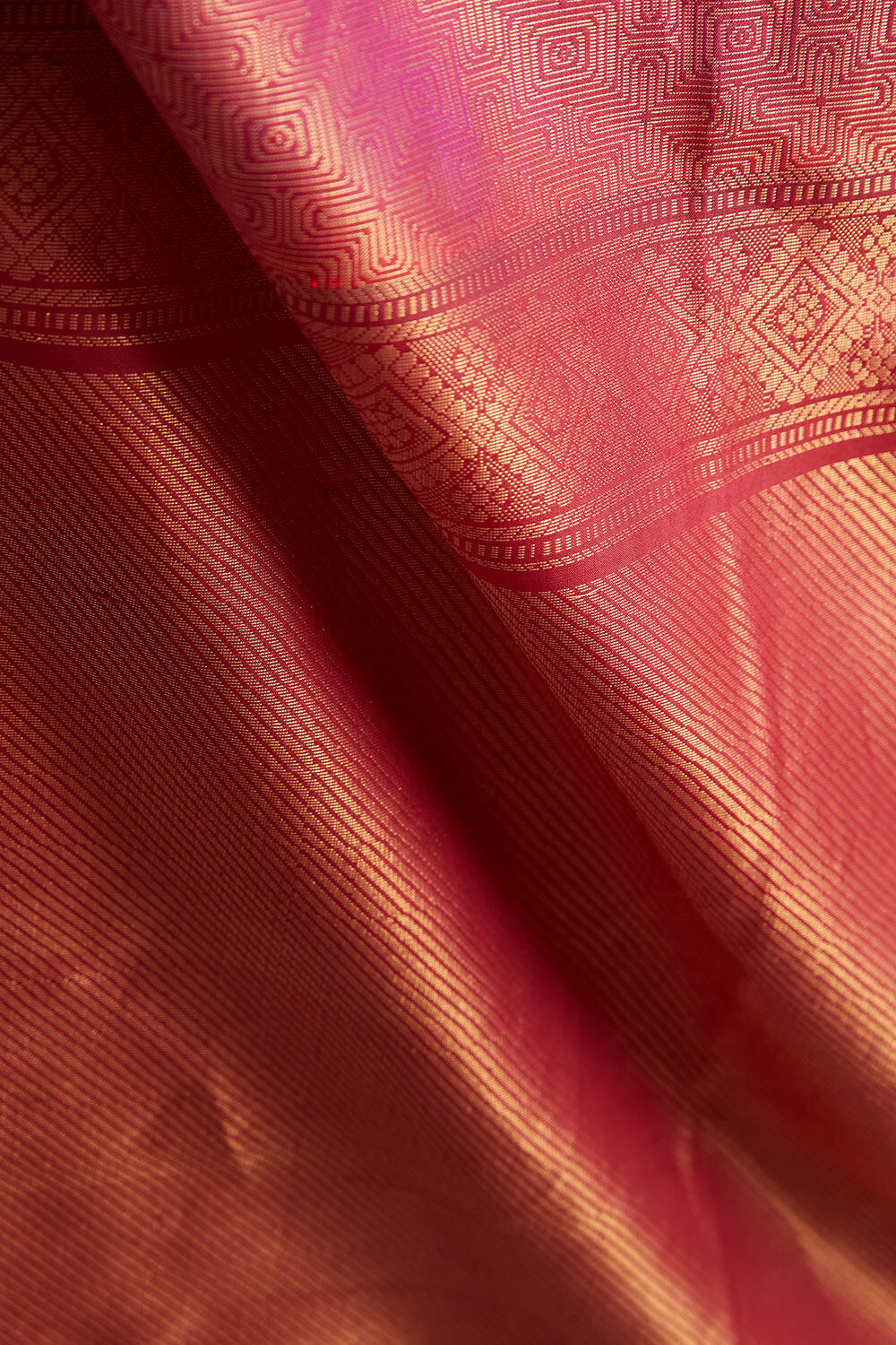Violet Woven Pure Silk Soft Saree image number null