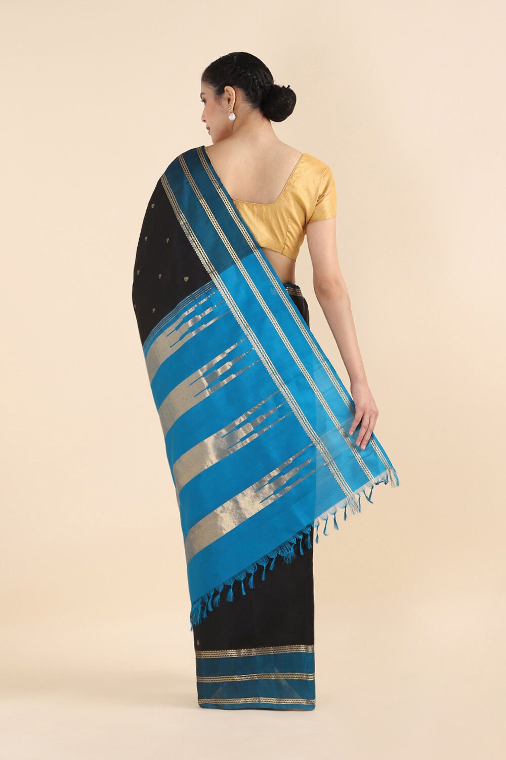 Black Pure Silk Kanjivaram inspired Saree image number null