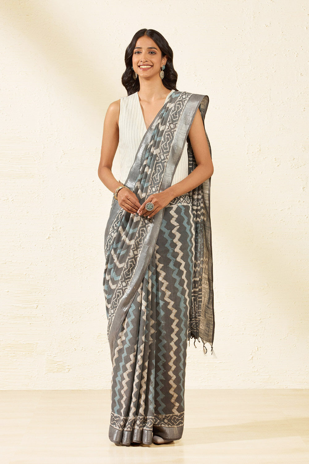 Grey Block Printed Cotton Viscose Saree image number null