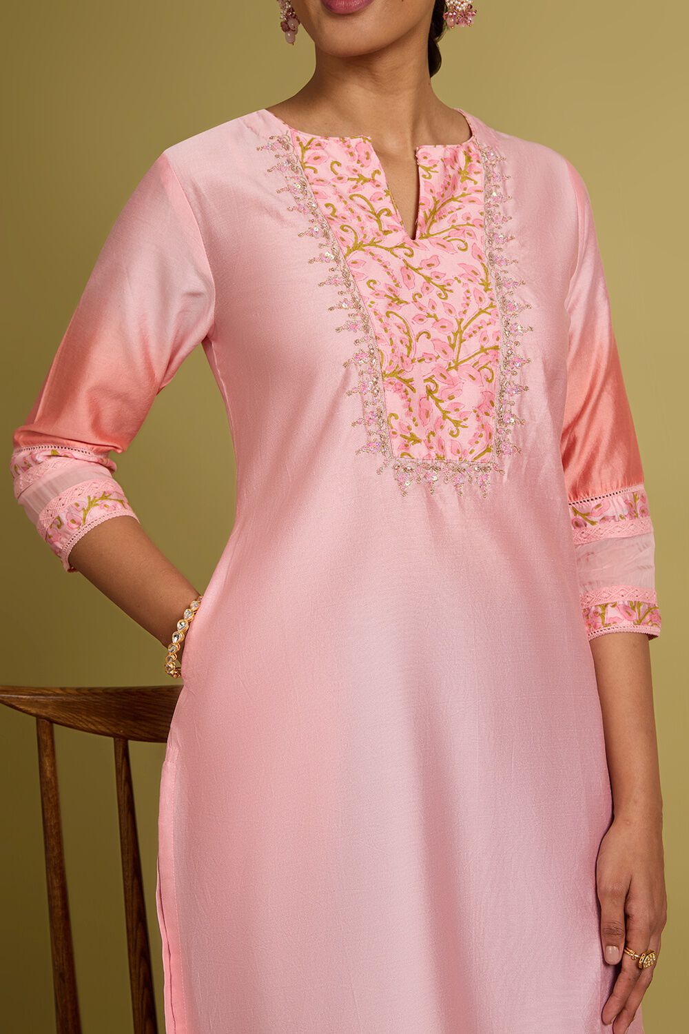 Light Pink Pure Silk Cotton Printed Embroidery Kurta image number null