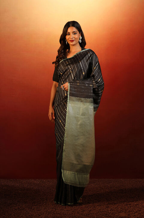 Black Woven Pure Silk Kanjivaram Saree
