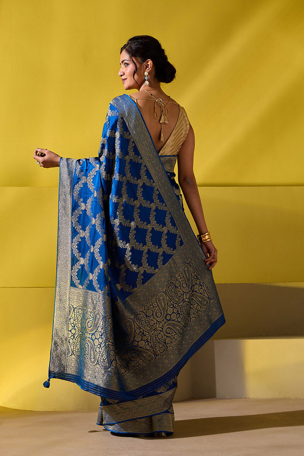 Dark Blue Woven Viscose Saree image number null