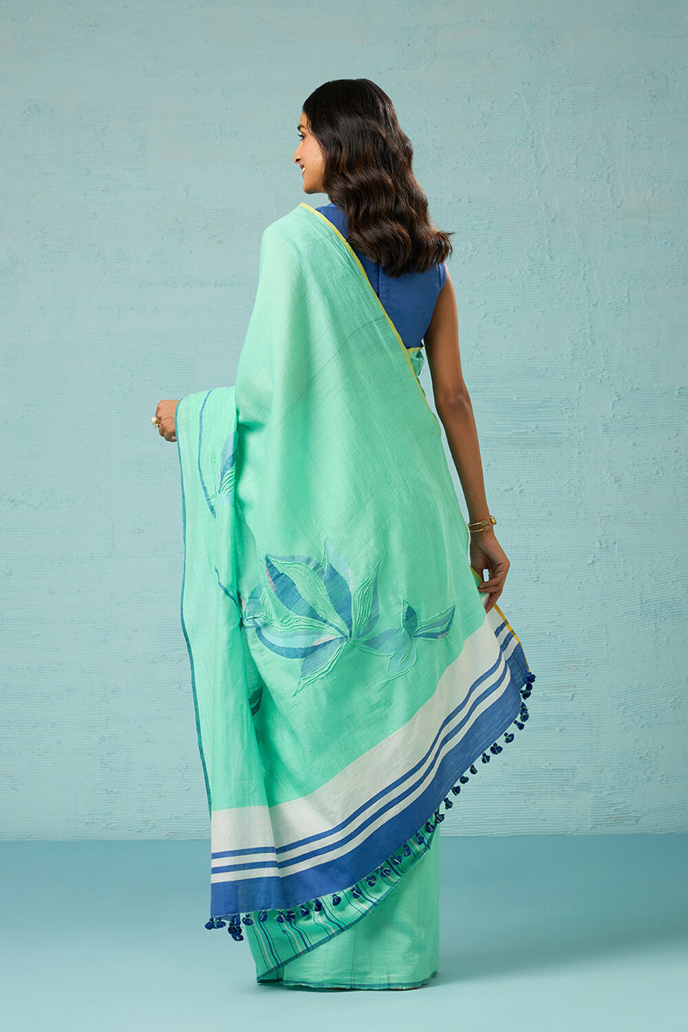 Light Green Bengal Pure Silk Cotton Jamdani Saree image number null