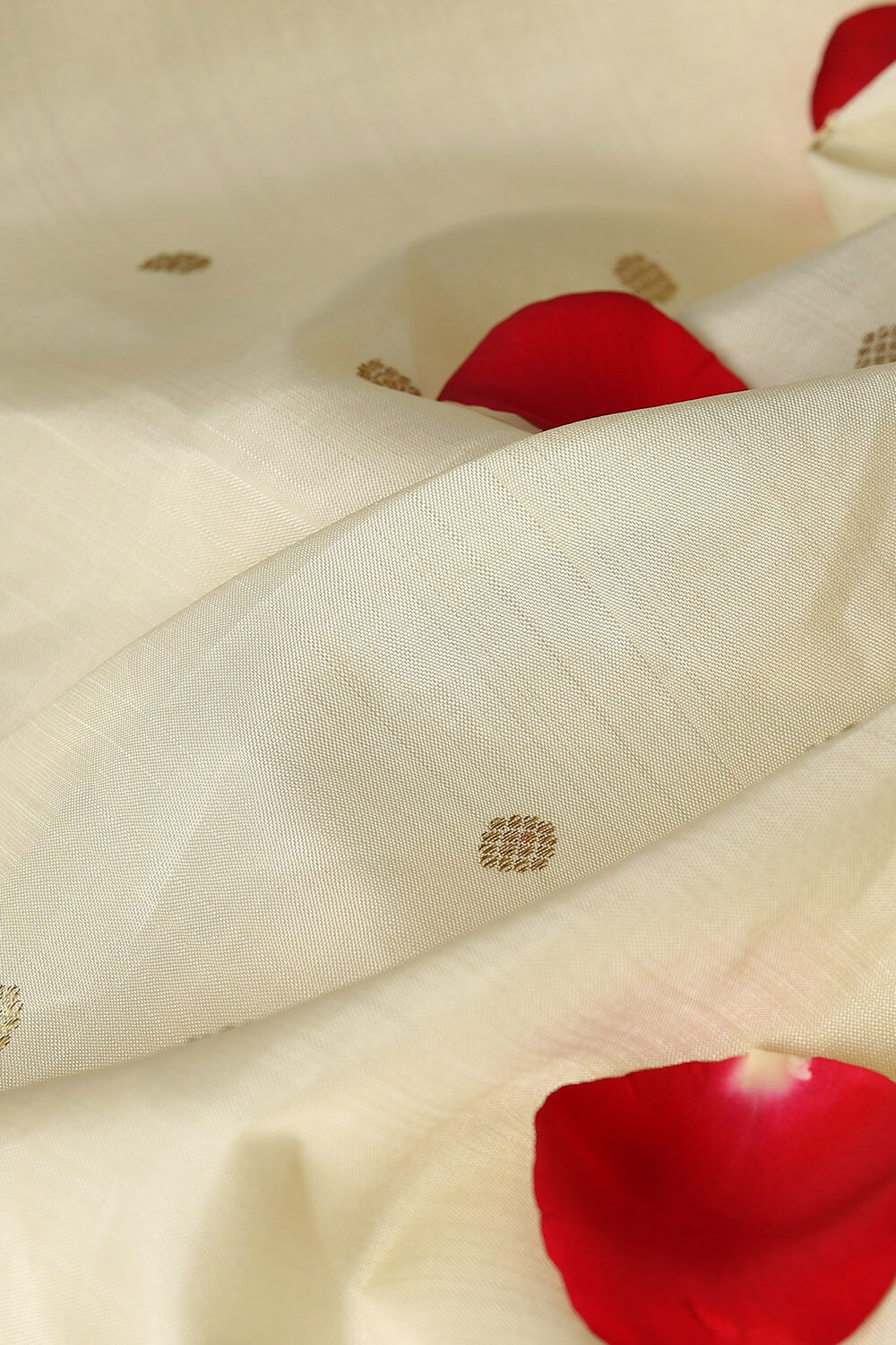 Off White Pure Silk Kanjivaram Saree image number null