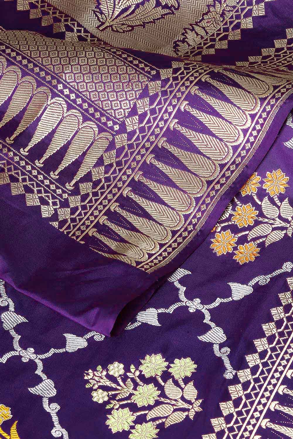 Deep Purple Pure Silk Kadwa Banarasi Saree image number null