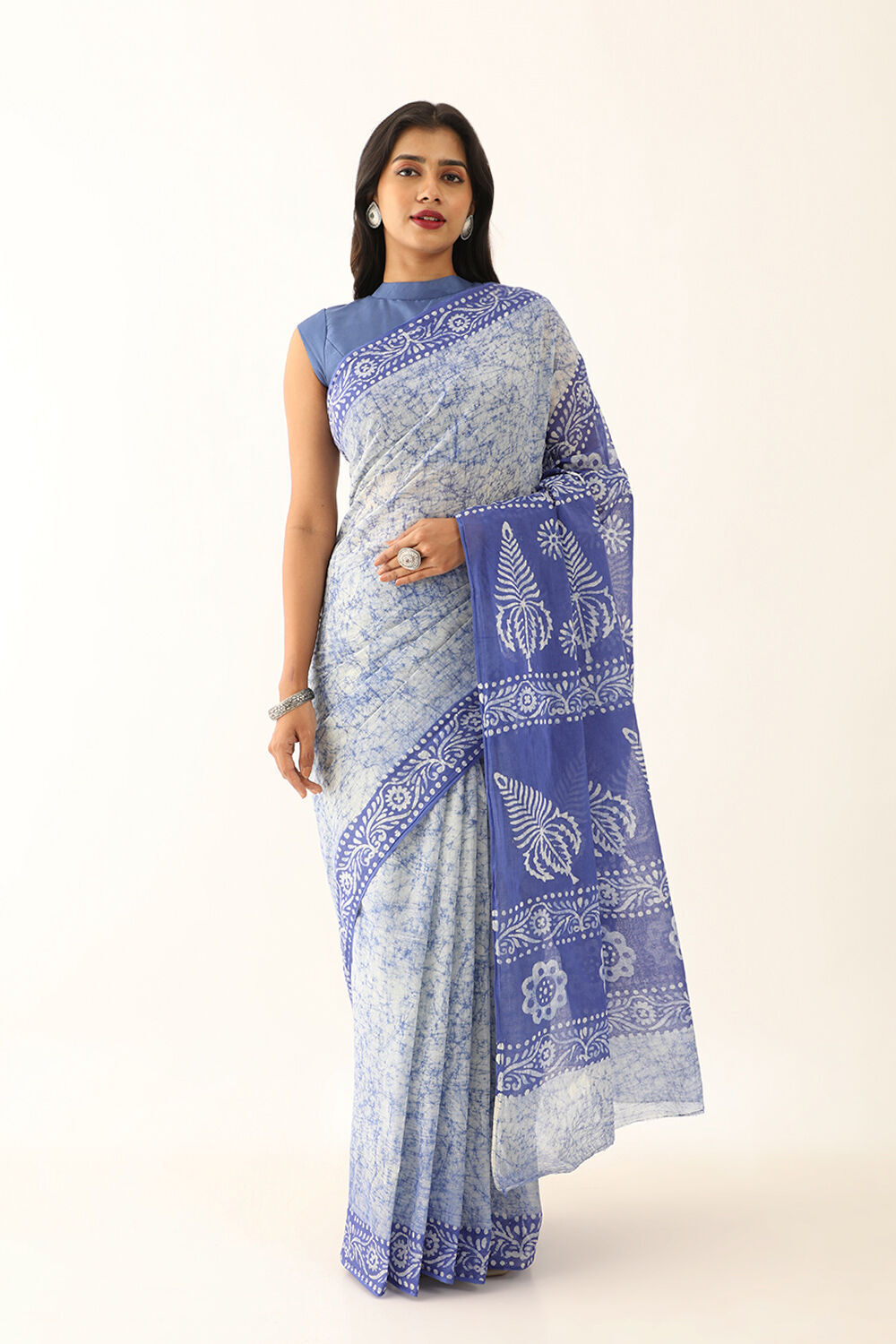 White Pure Cotton Batik Saree image number null
