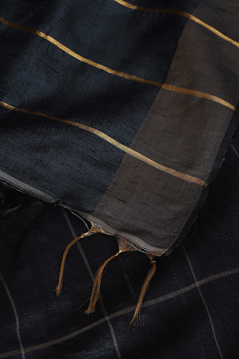 Dark Blue Pure Tussar Silk Bhagalpuri Saree image number null