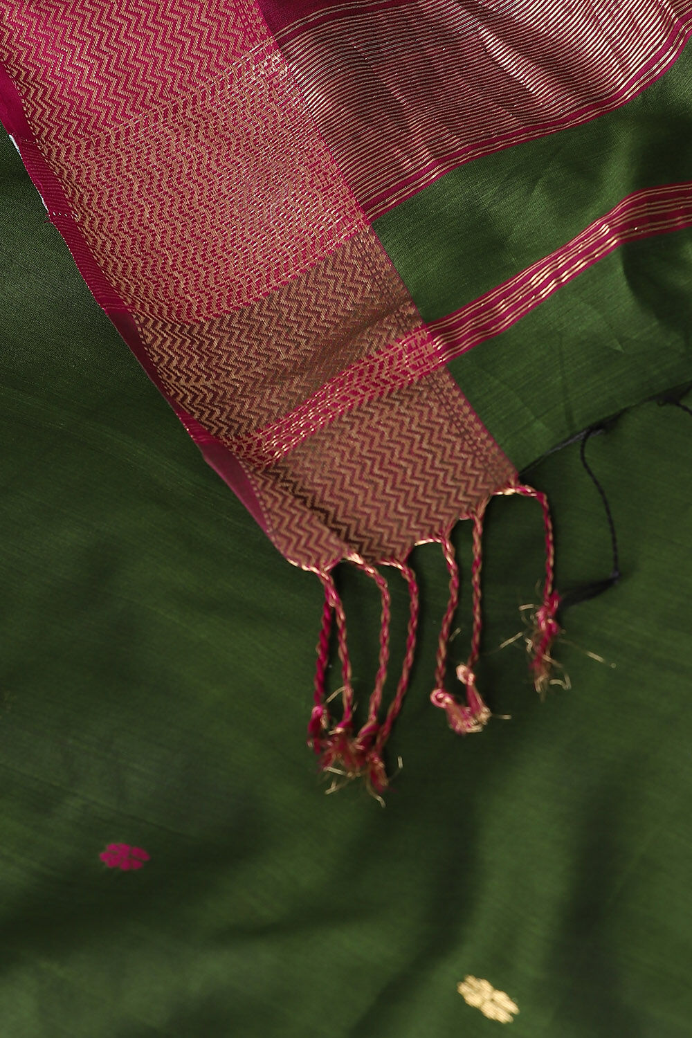 Green Pure Silk Cotton Maheswari Saree image number null
