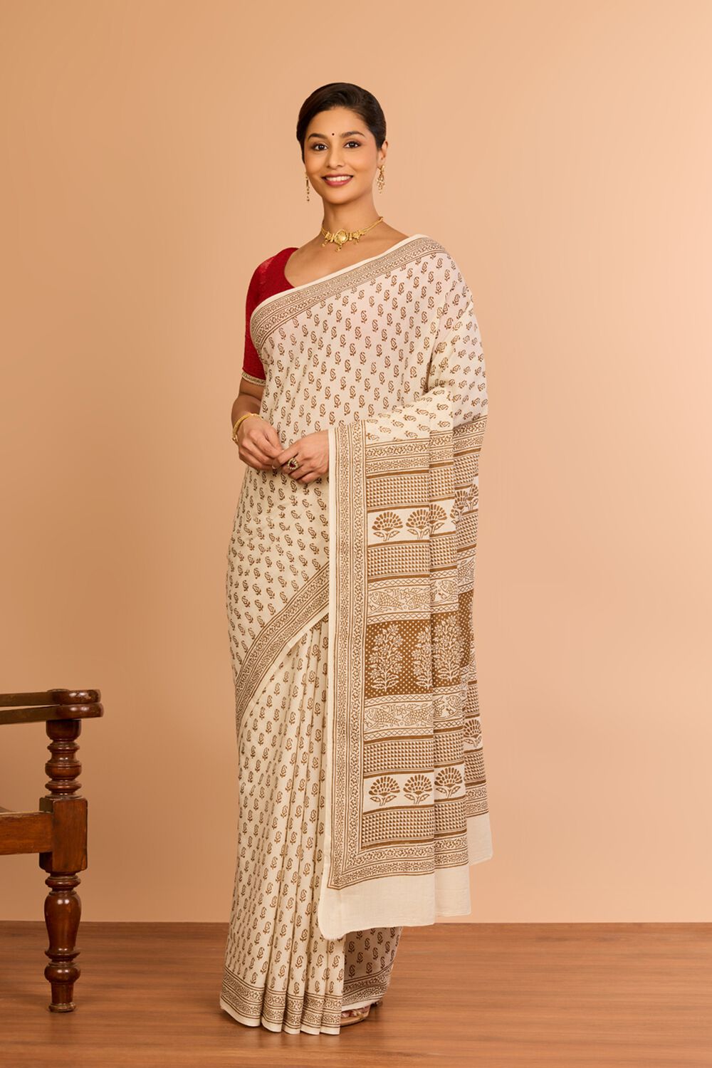 Off White Cotton Bagh Block Printed Saree image number null