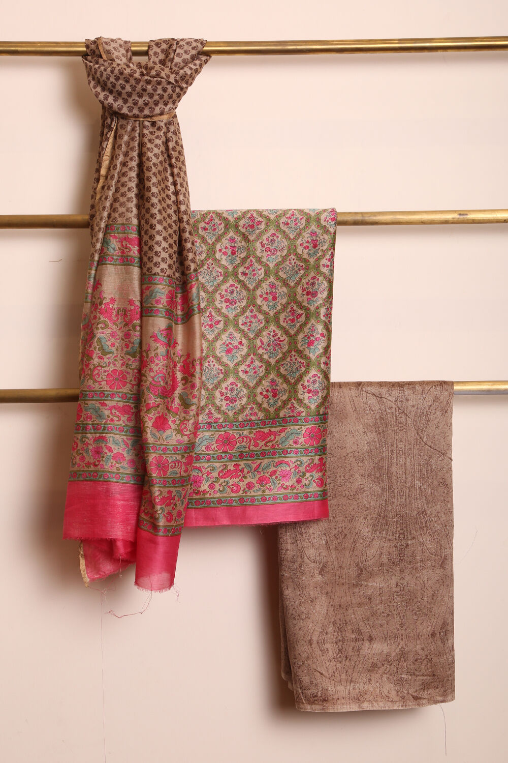 Green Printed Pure Silk Cotton Suit Set image number null
