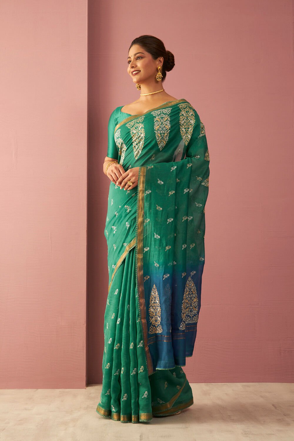 Green Pure Silk Cotton Embroidered Saree image number null