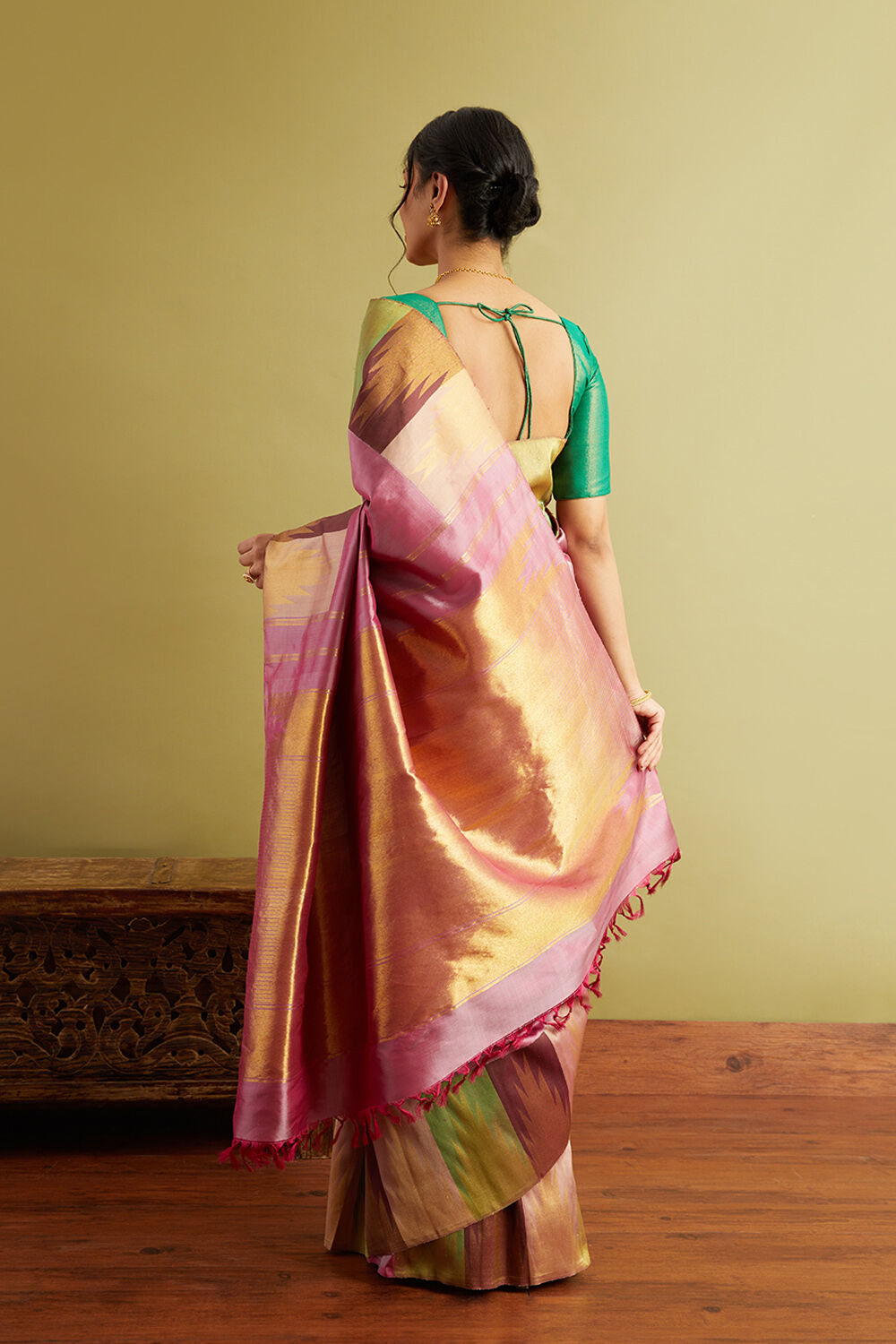 Pink Woven Pure Silk Kanjivaram Saree image number null