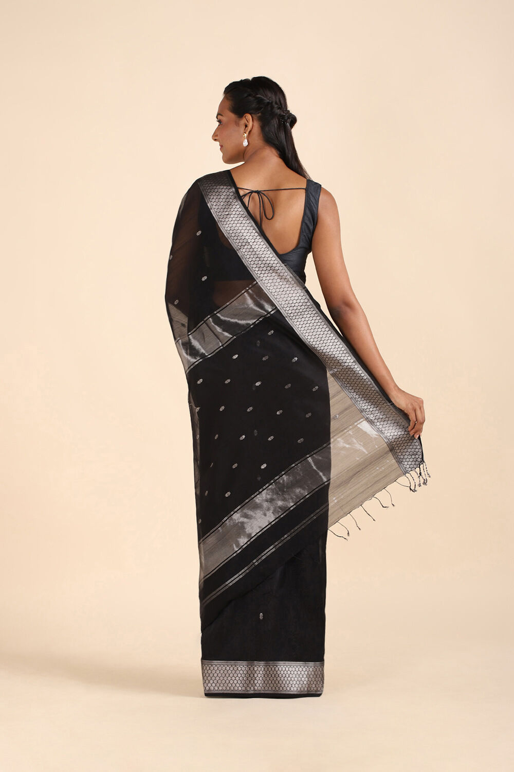 Black Pure Silk Cotton Maheswari Saree image number null