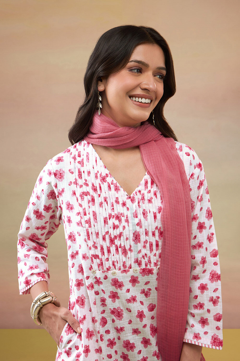 Light Pink Pure Cotton Screen Printed  Kurta Set image number null