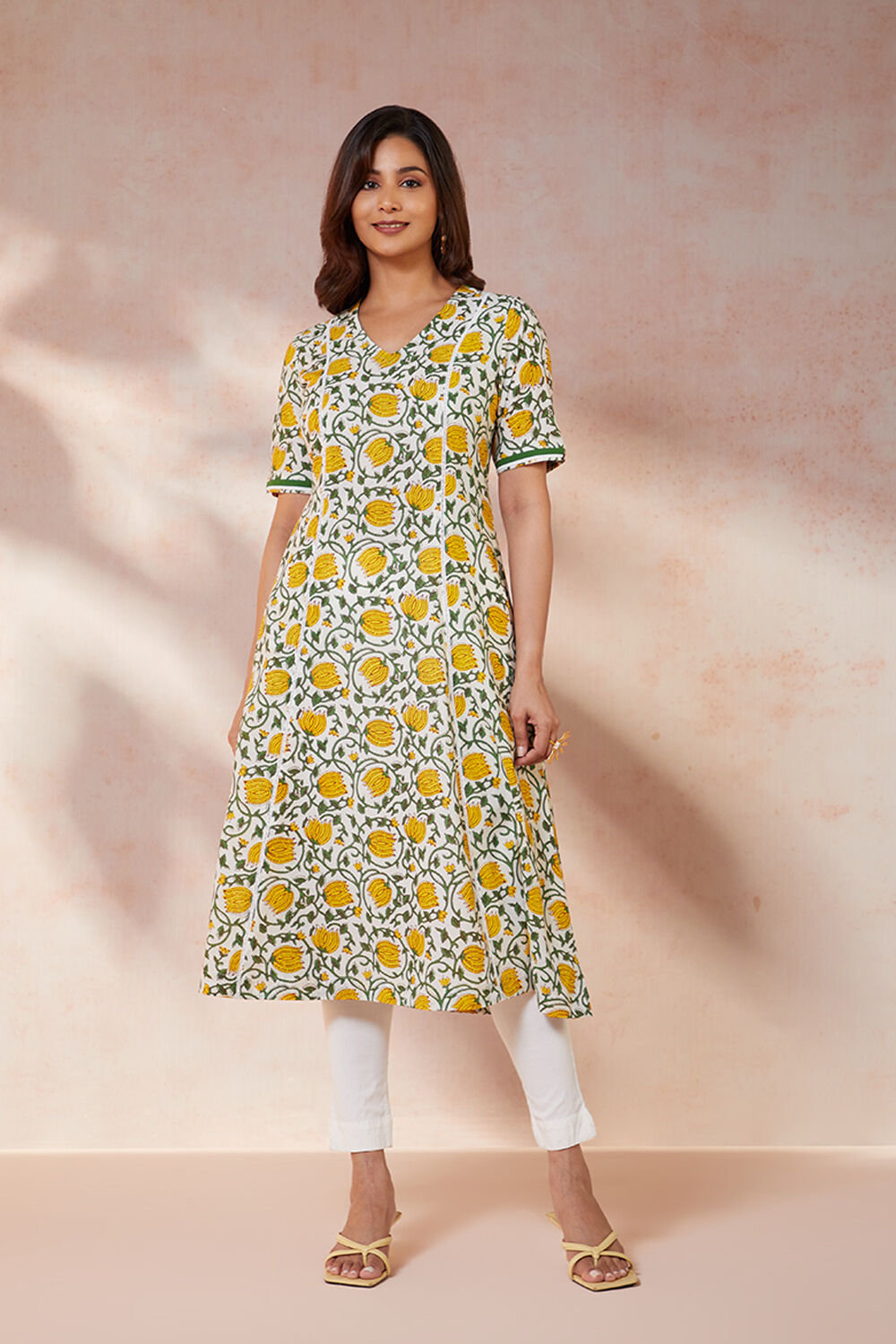 Green Pure Cotton Printed Sanganeri Kurta image number null