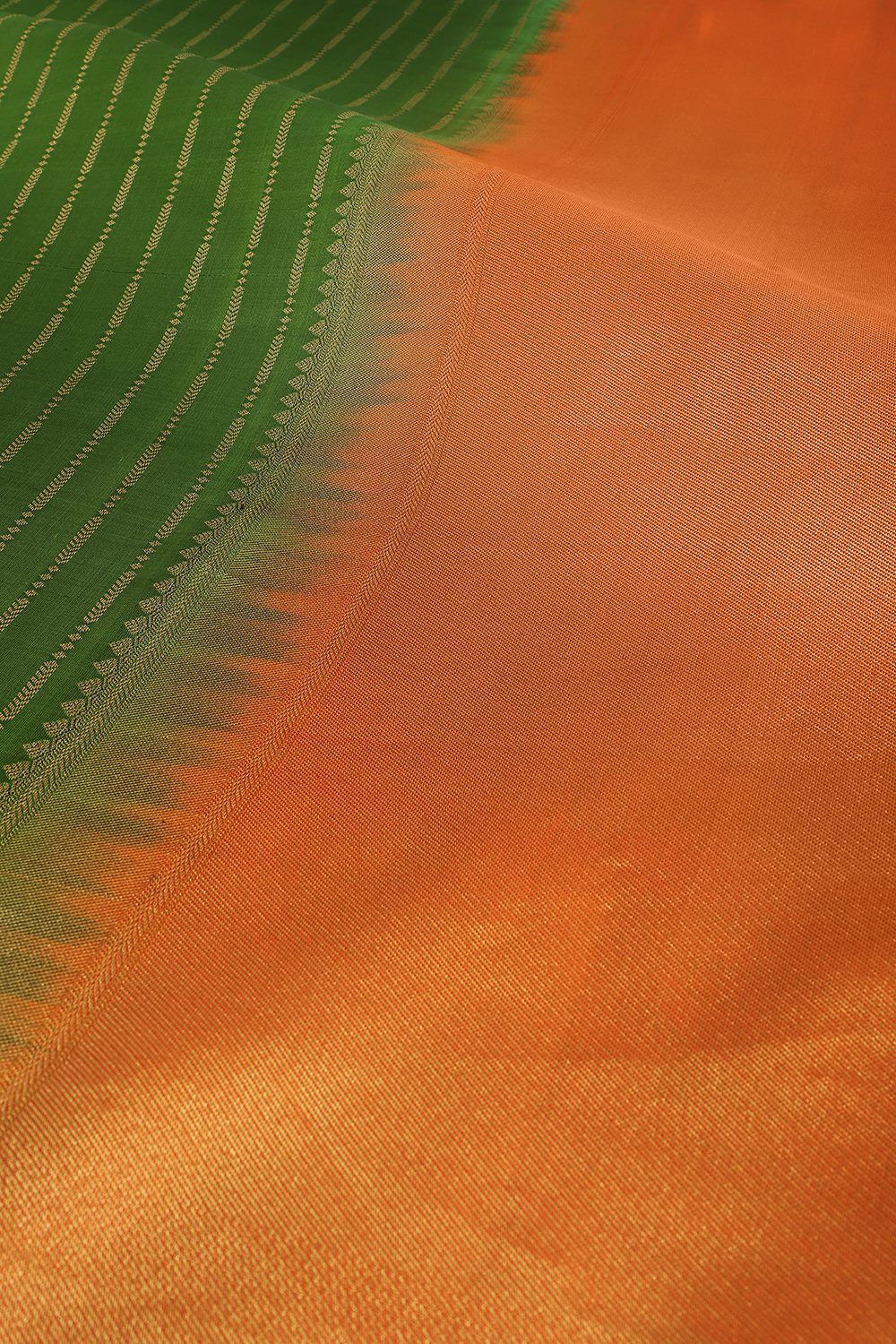 Green Woven Silk Viscose Saree image number null