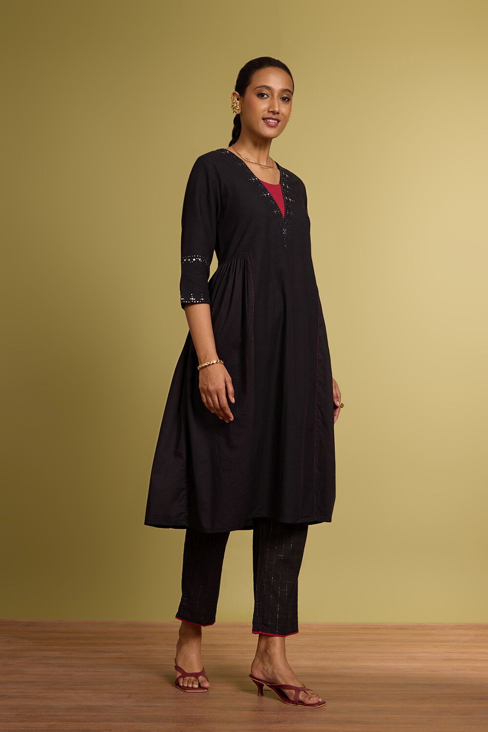 Black Viscose Cotton Mukaish Kurta Set image number null