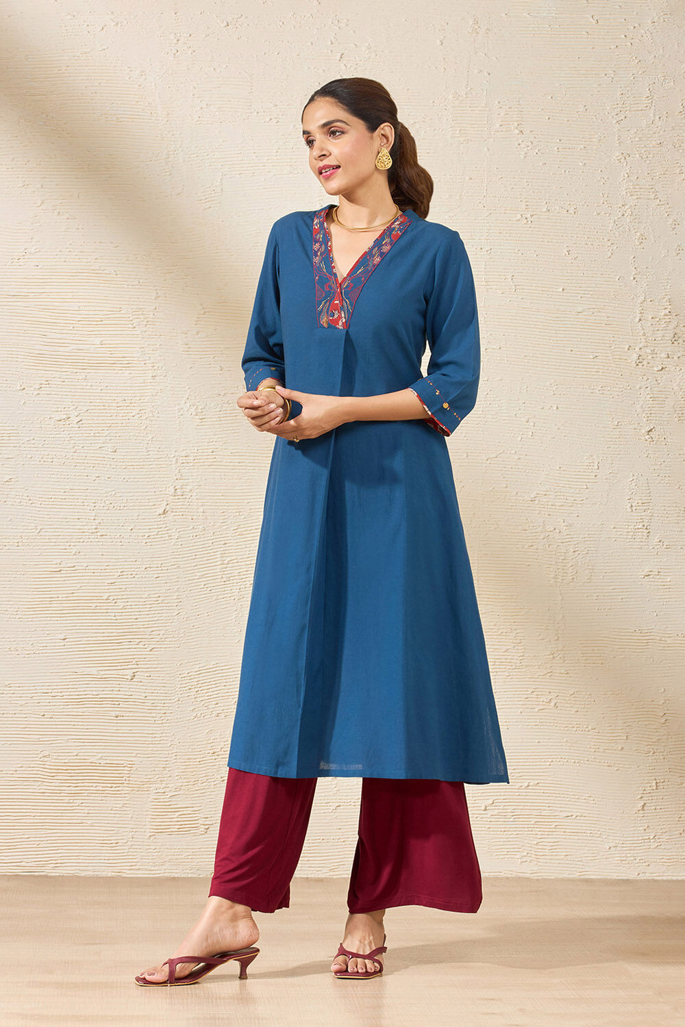 Blue Pure Cotton Applique Kurta image number null