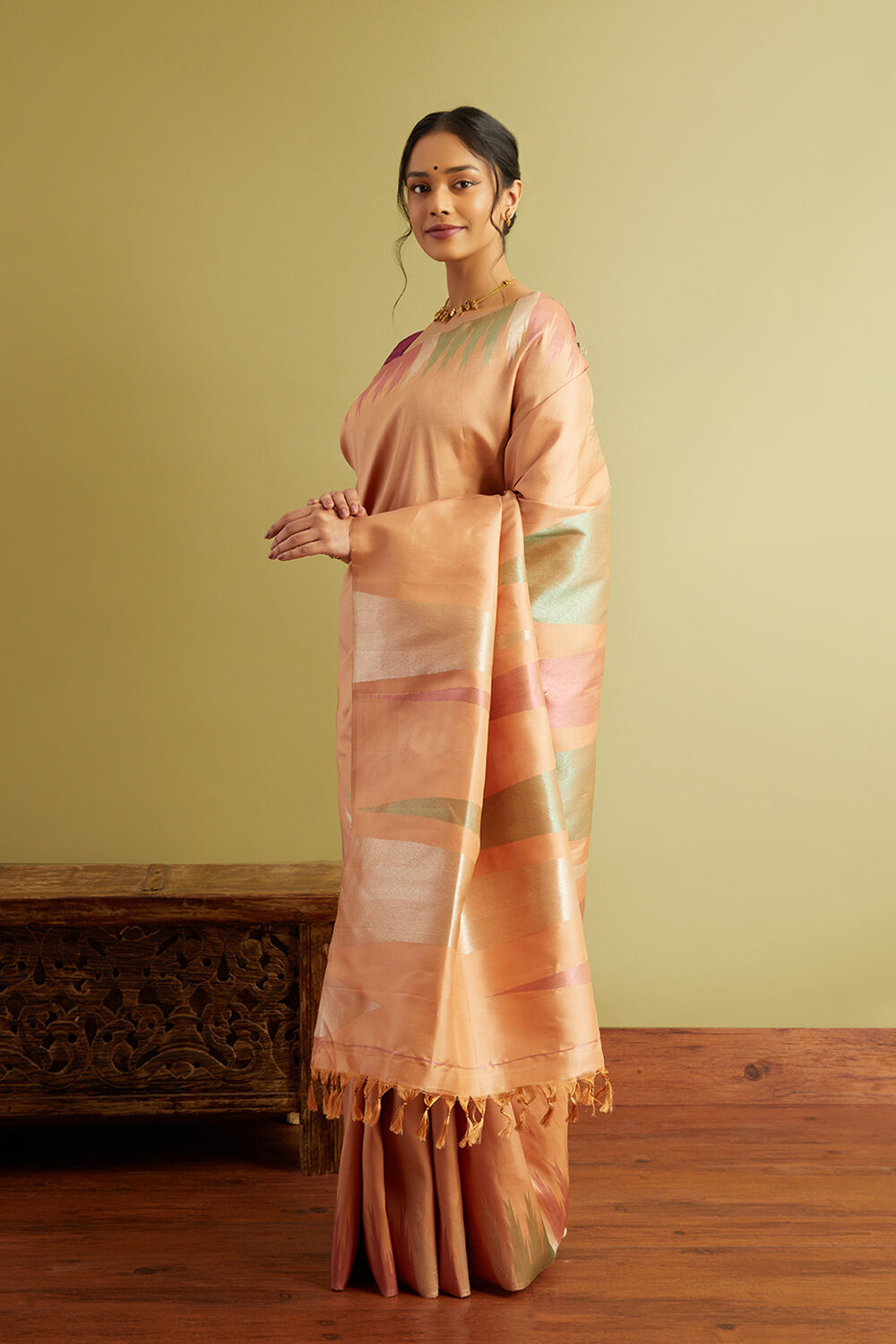 Beige Woven Pure Silk Kanjivaram Saree image number null
