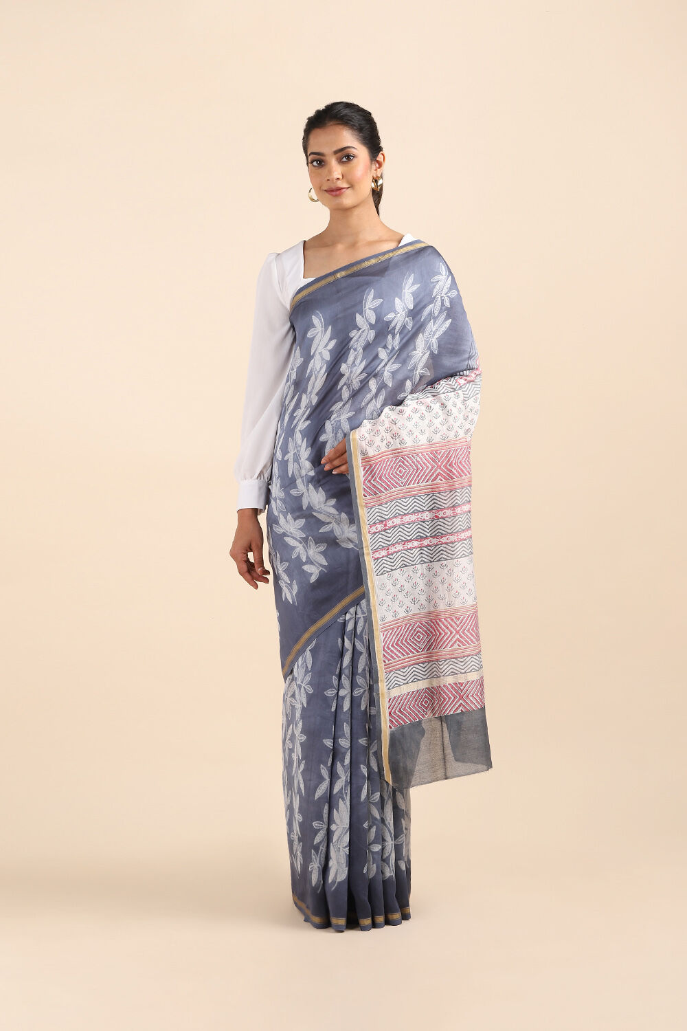 Grey Pure Silk Cotton Shibori Saree image number null