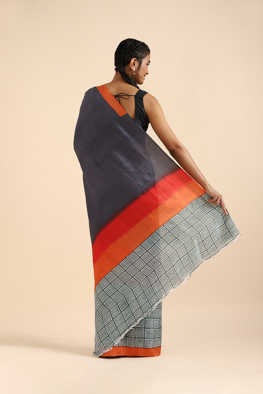 Grey Pure Silk Printed Saree image number null