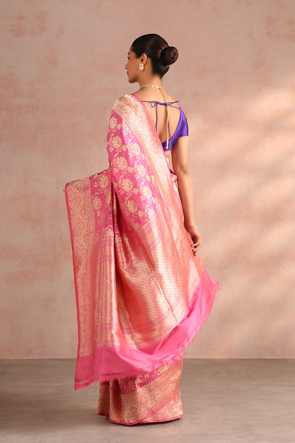 Pink Pure Silk Kadwa Banarasi Saree image number null