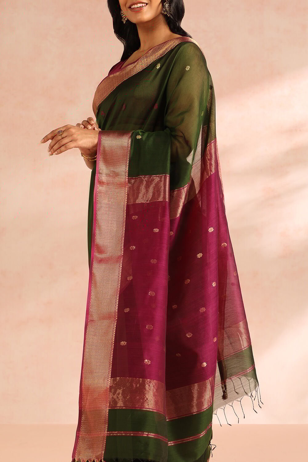 Dark Green Woven Pure Silk Cotton Maheshwari Saree image number null