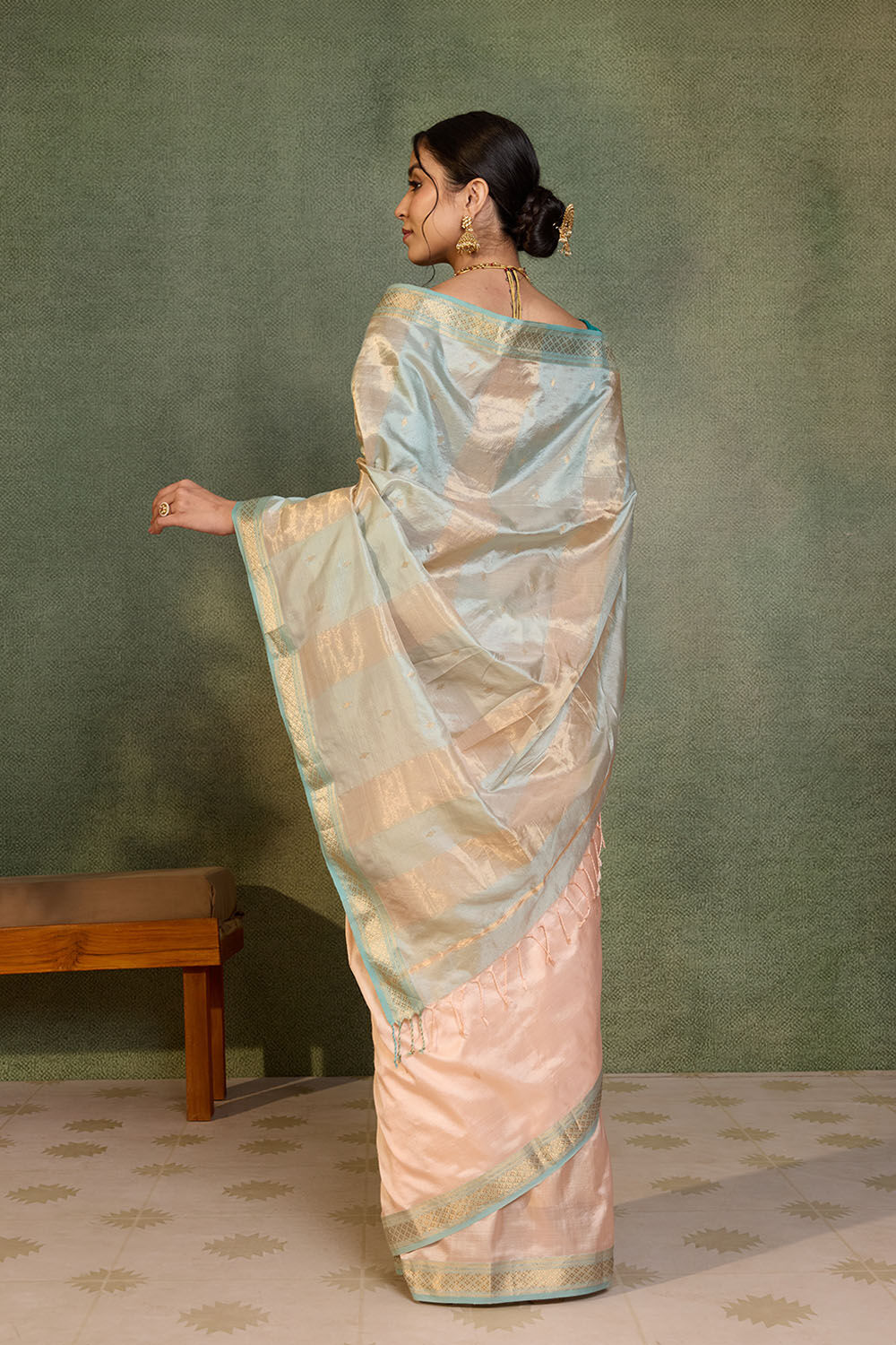 Light Orange Woven Pure Silk Maheshwari Saree image number null